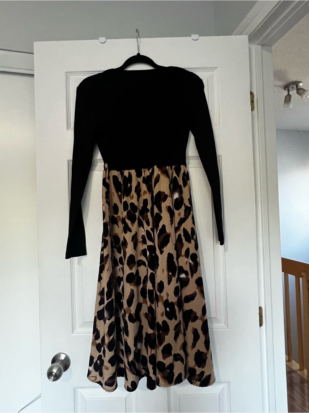 Black with Leopard-Print Midi Skirt Dress size S